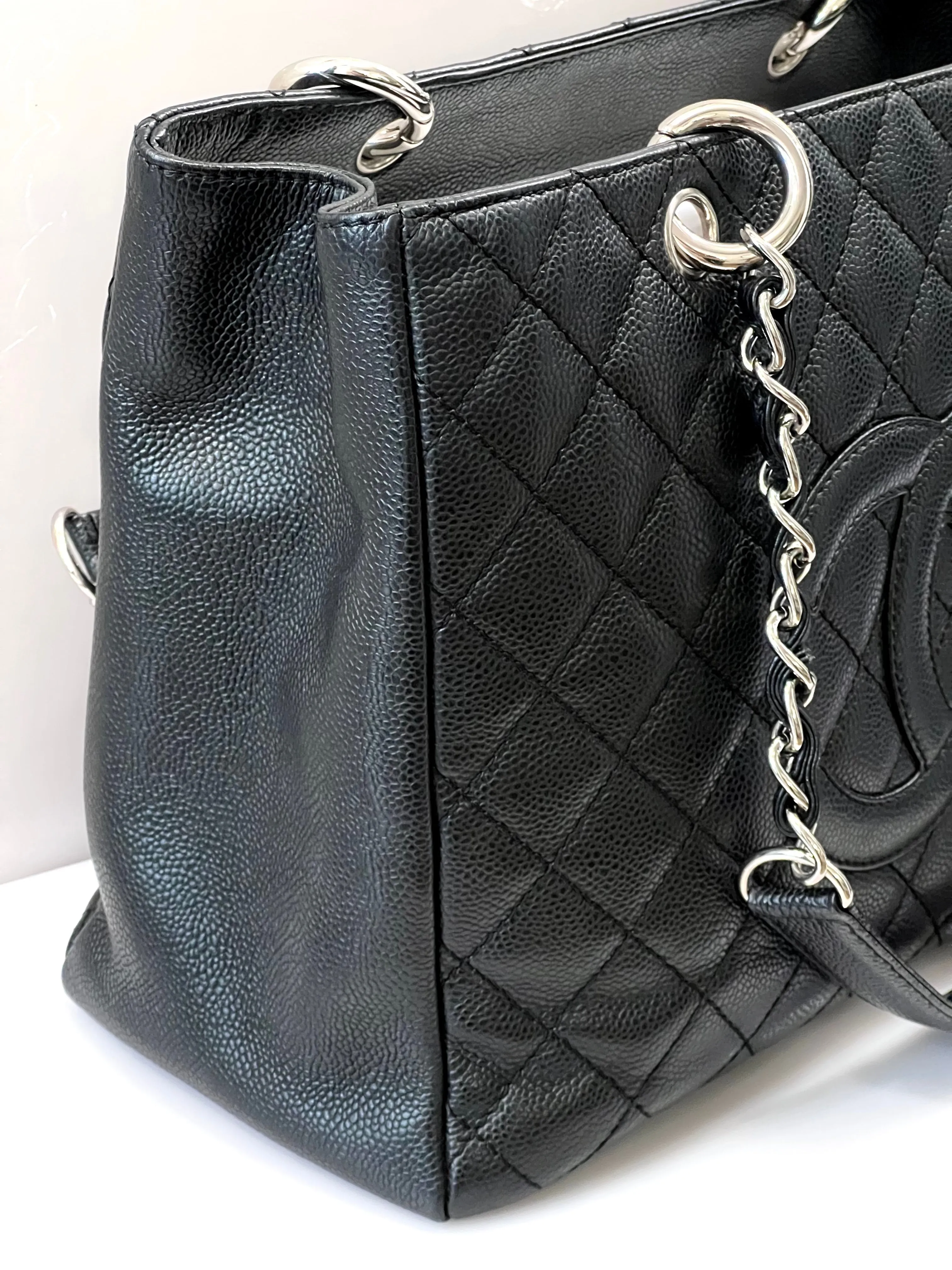 CHANEL CAVIAR QUILTED LEATHER GST TOTE BAG
