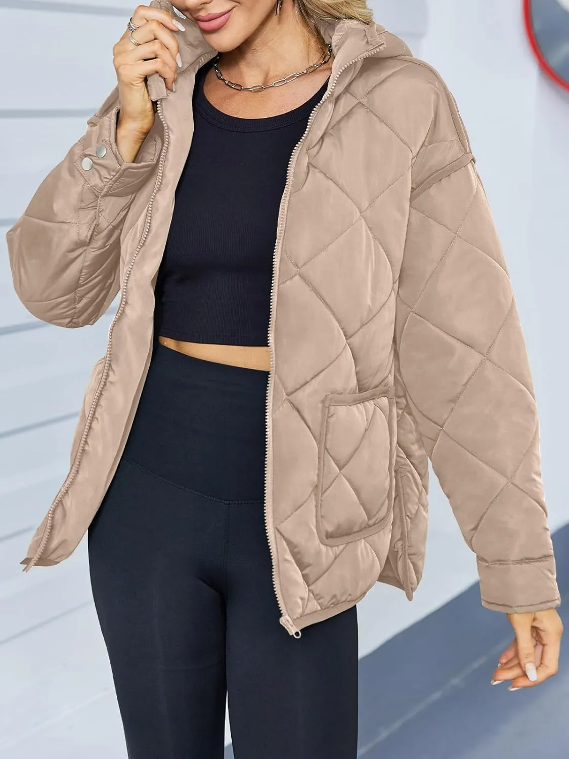 Dyexces Womens Quilted Puffer Jacket Hooded Long Sleeve Zip Up Winter Coat Lightweight Warm Jackets with Pockets